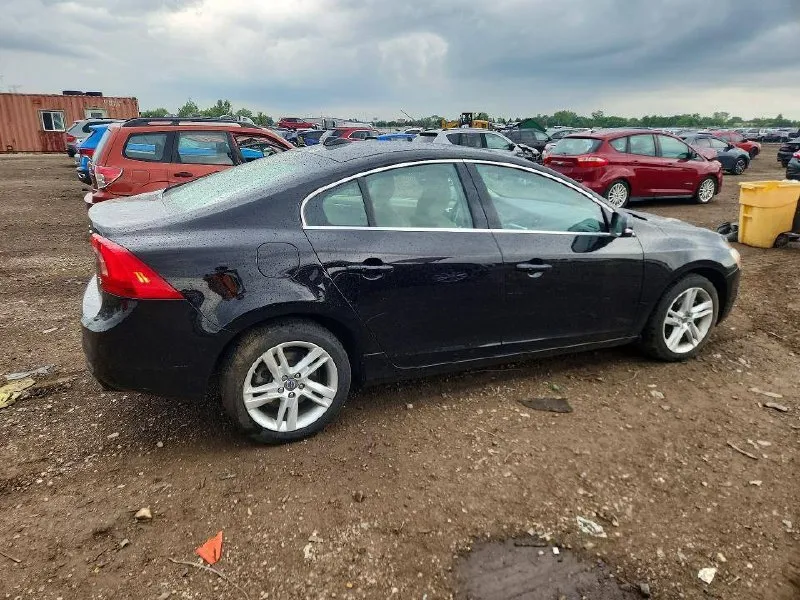 VOLVO S60 II 2015