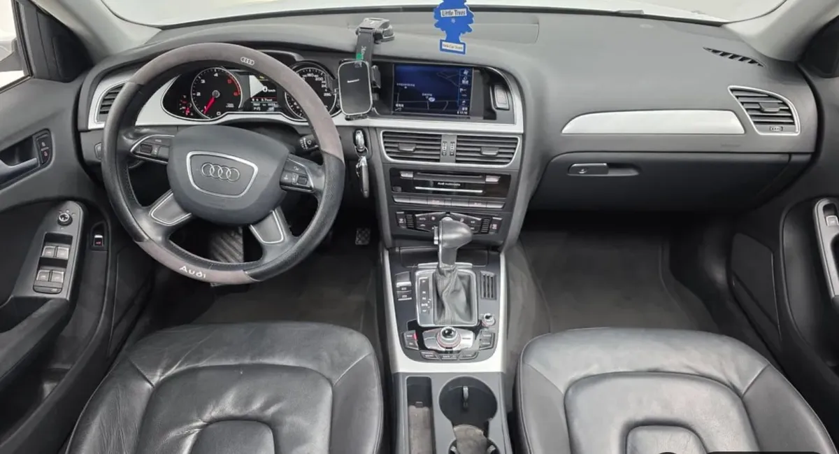AUDI A4 FL A4 B8 FL 2015