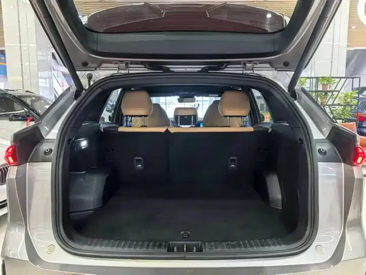 GEELY L7 2023