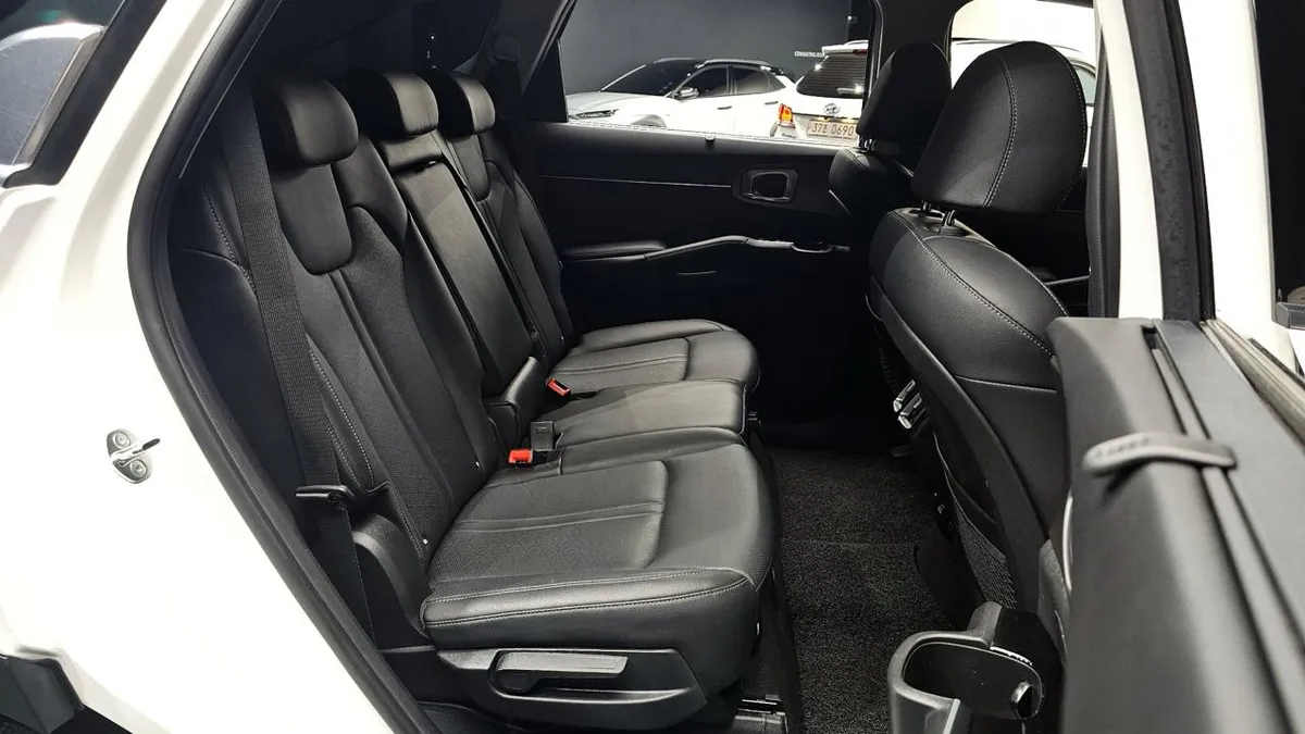 KIA SORENTO NOBLESSE ЭТО ЗОЛОТАЯ СЕРЕДИНА (БОГАТАЯ ПРЕДТОПОВАЯ ВЕРСИЯ) 2023