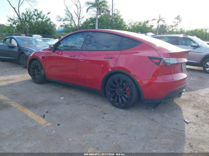 TESLA MODEL Y PERFORMANCE 2023