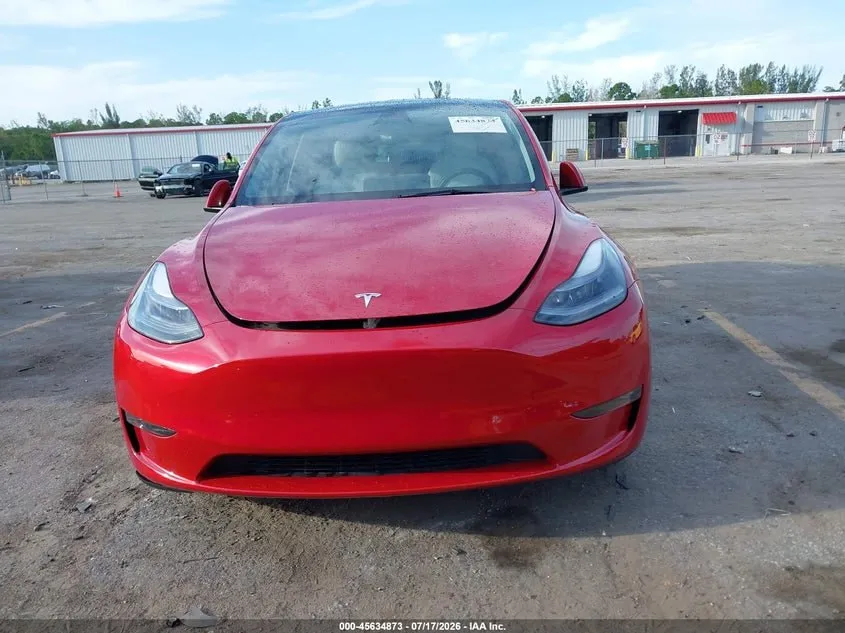 TESLA MODEL Y PERFORMANCE 2023