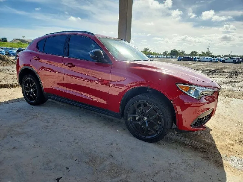 ALFA ROMEO STELVIO SPORT 2021