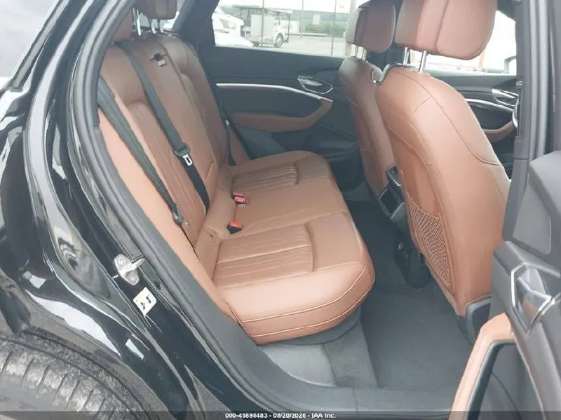 AUDI E-TRON PREMIUM PLUS 2022