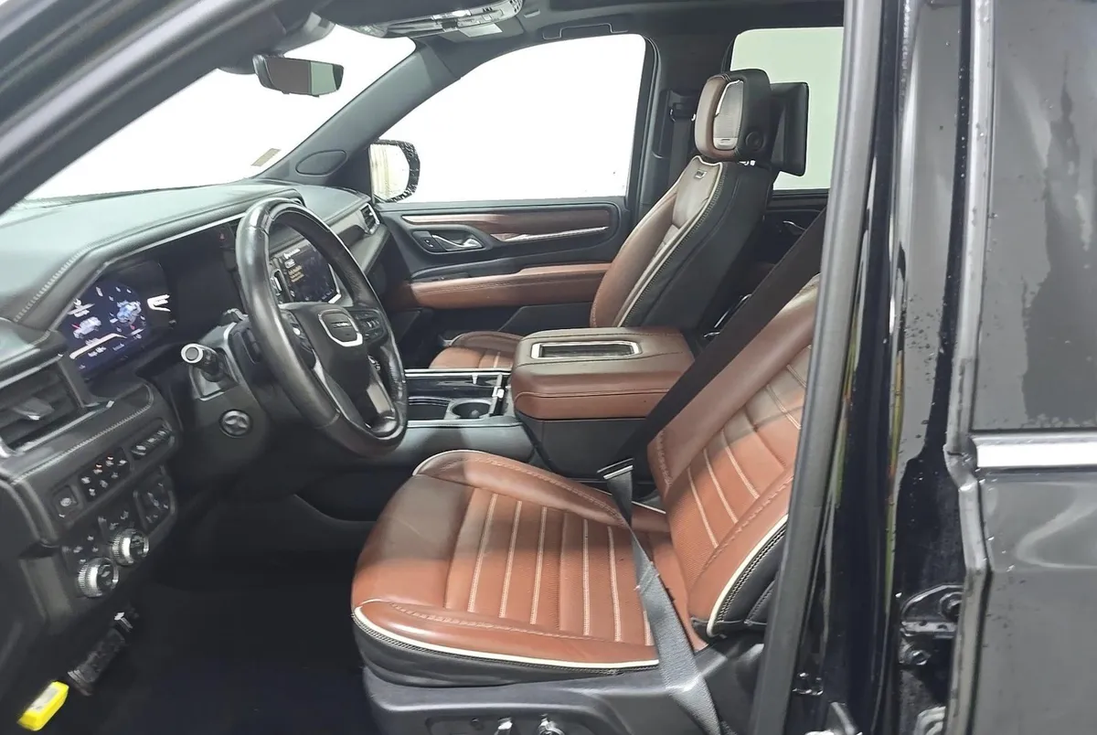 GMC YUKON ГОД 2023 2023