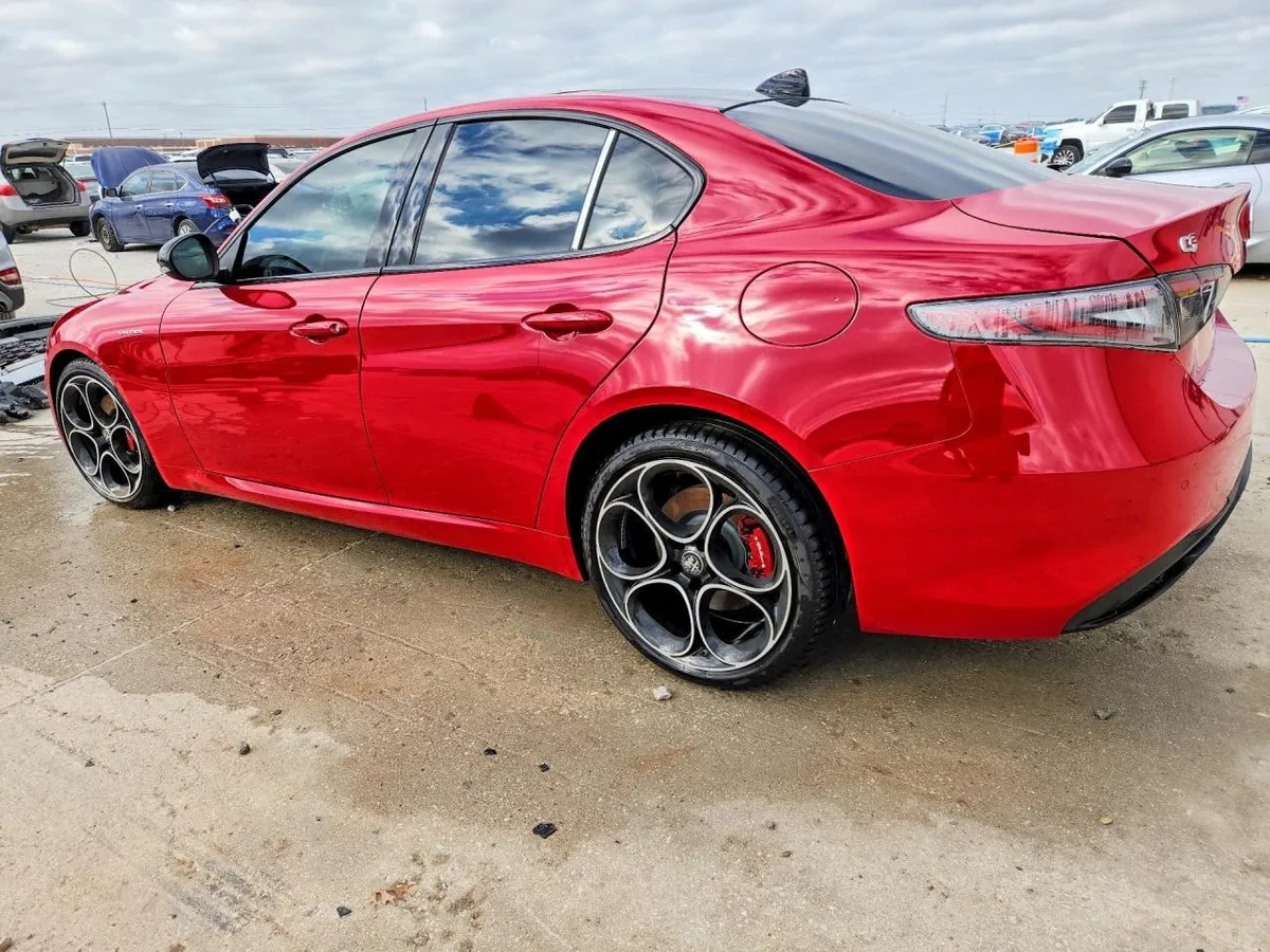 ALFA ROMEO GIULIA BASE 2025
