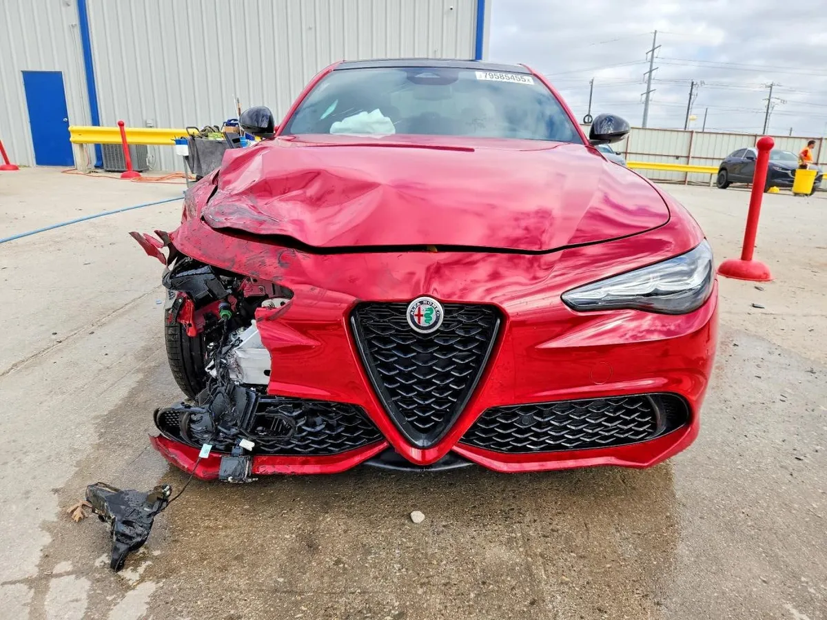 ALFA ROMEO GIULIA BASE 2025