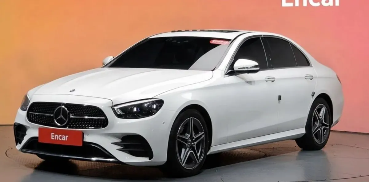 MERCEDES-BENZ E-CLASS AMG LINE 2023
