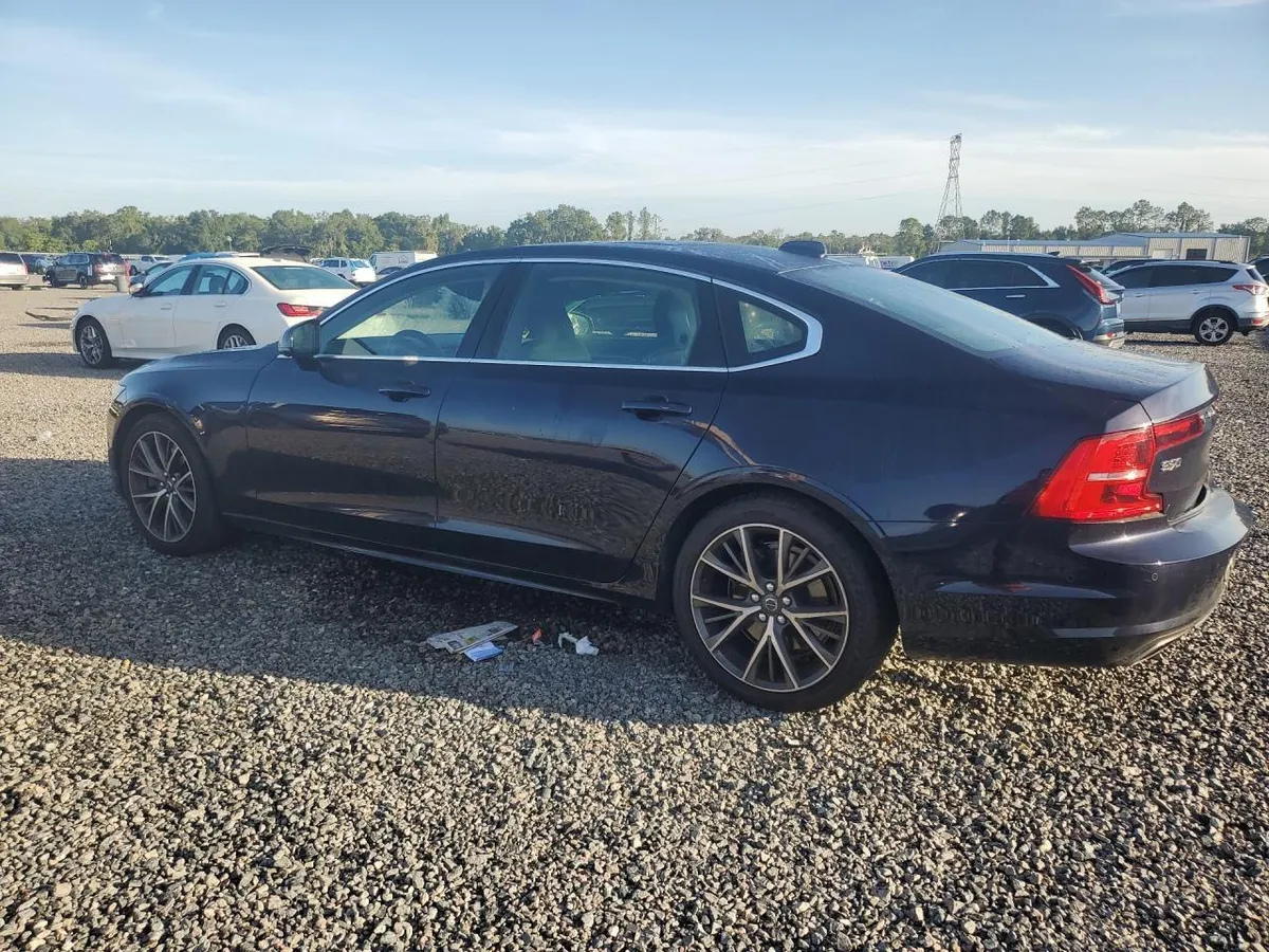 VOLVO S90 2019