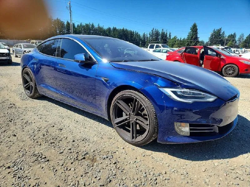 TESLA MODEL S 2019