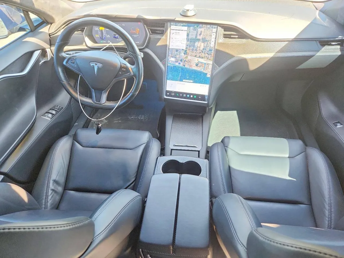 TESLA MODEL S 2019