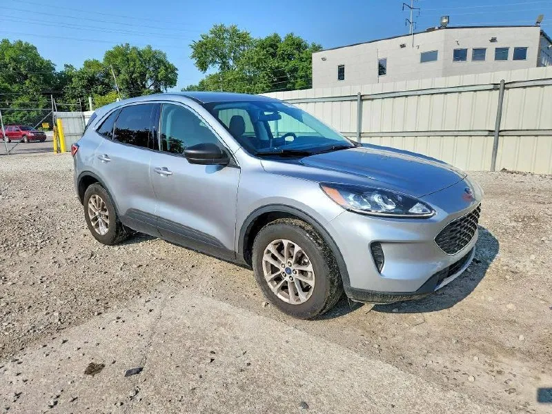 FORD ESCAPE SE 2022