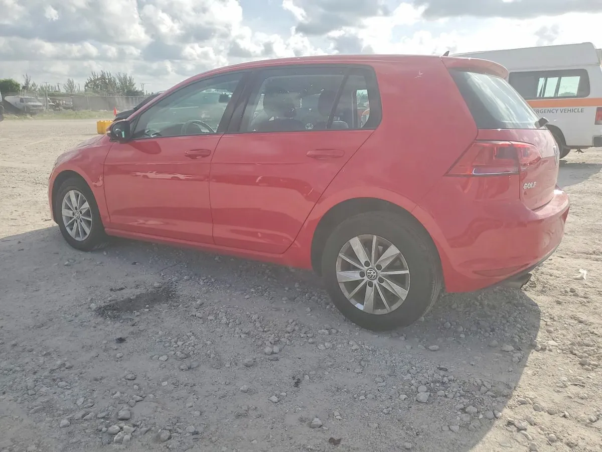 VOLKSWAGEN GOLF S/SE SE 2016
