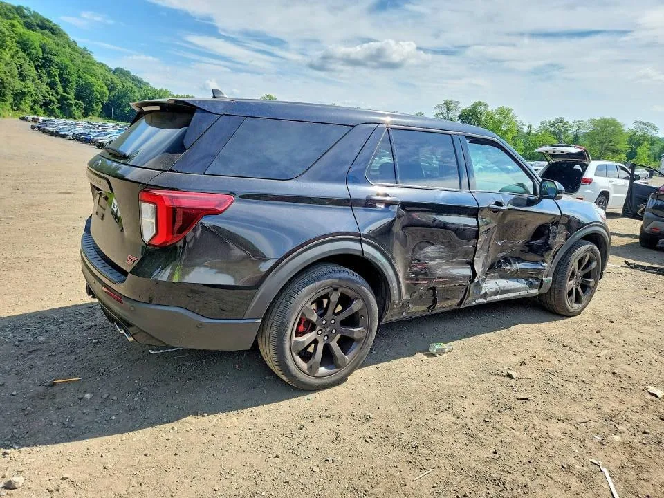 FORD EXPLORER ST 2022