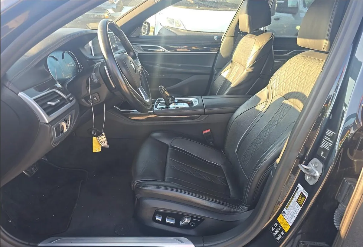 BMW 740I XDRIVE M SPORT 2019