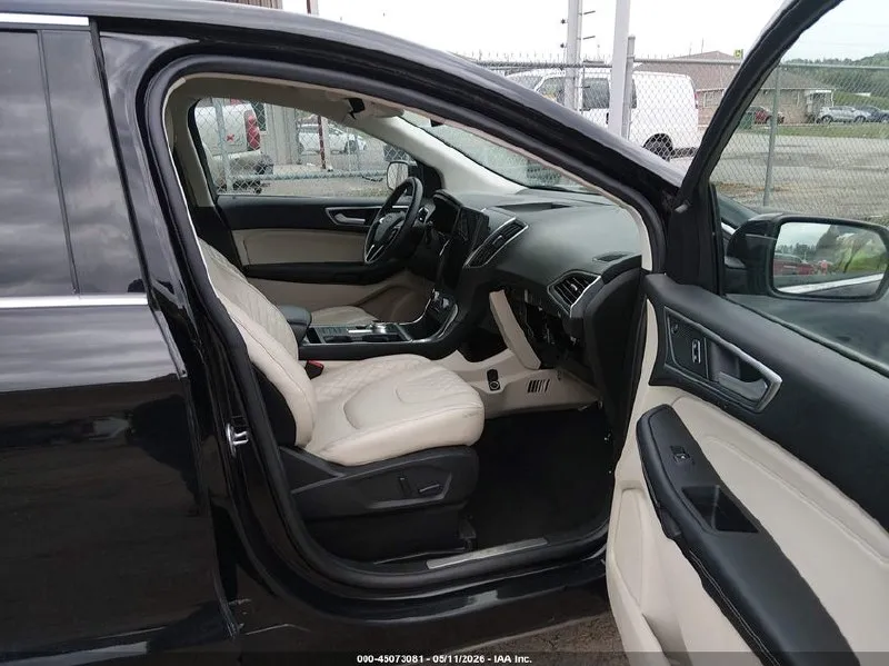 FORD EDGE TITANIUM 2024