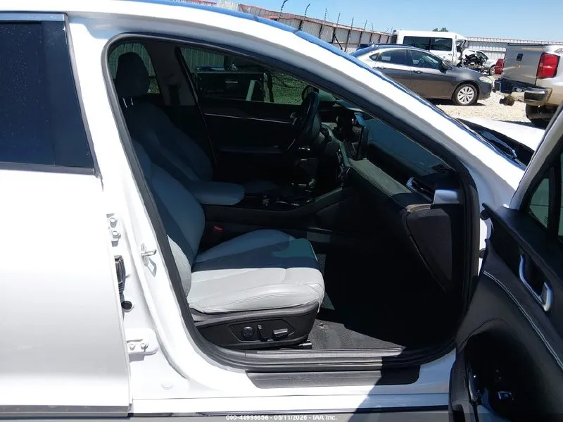 KIA K5 EX 2022