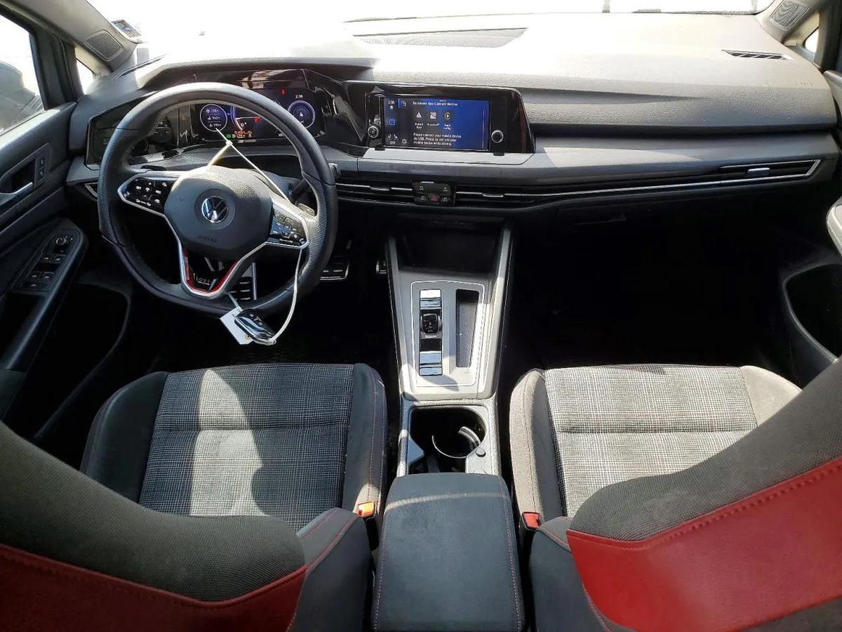 VOLKSWAGEN GOLF GTI 2022