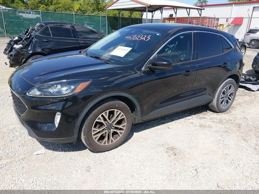 FORD ESCAPE SEL 2022