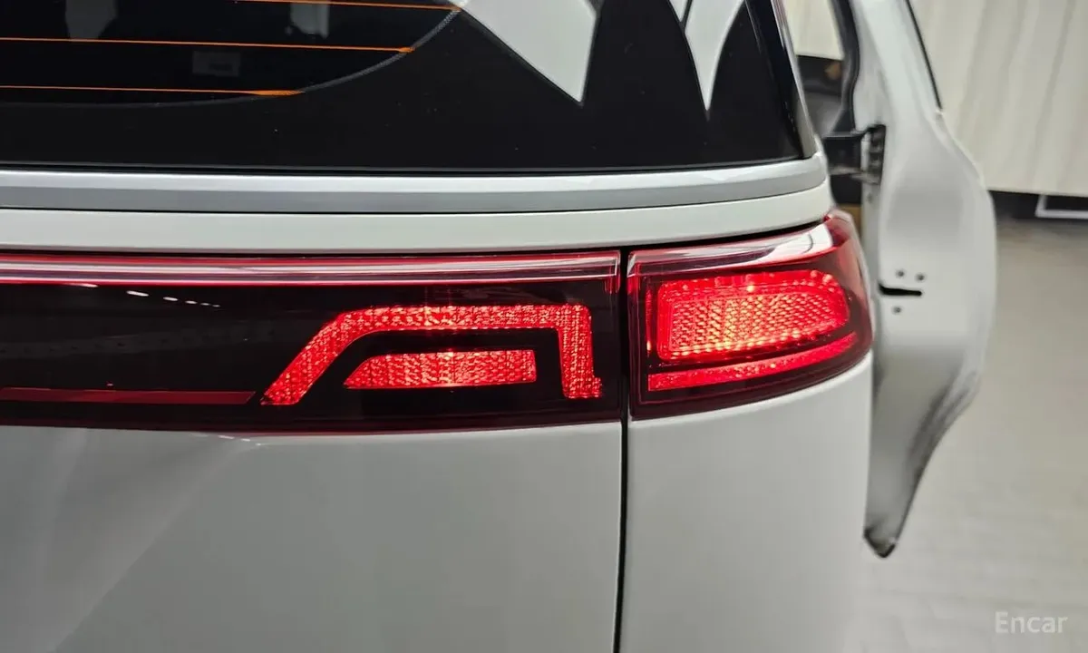 KIA CARNIVAL IV PRESTIGE 2023