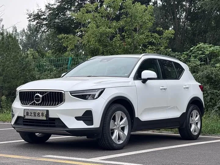 VOLVO XC40 B3 SMART FASHION EDITION 2023