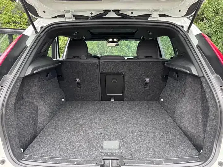VOLVO XC40 B3 SMART FASHION EDITION 2023