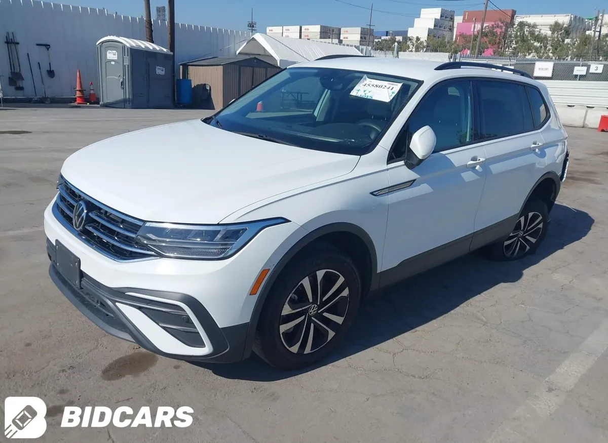 VOLKSWAGEN TIGUAN S 2023