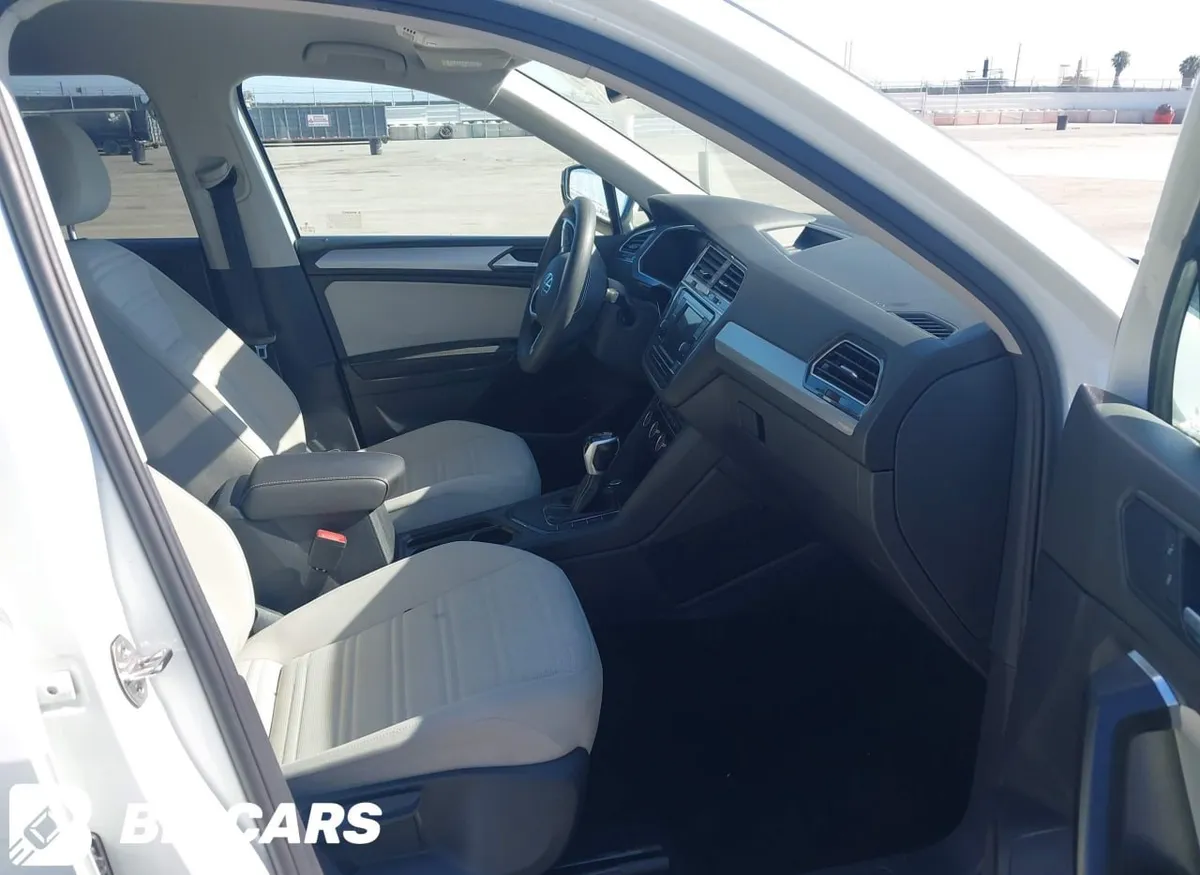 VOLKSWAGEN TIGUAN S 2023