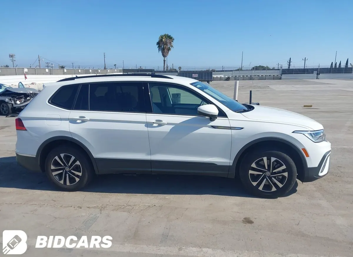 VOLKSWAGEN TIGUAN S 2023