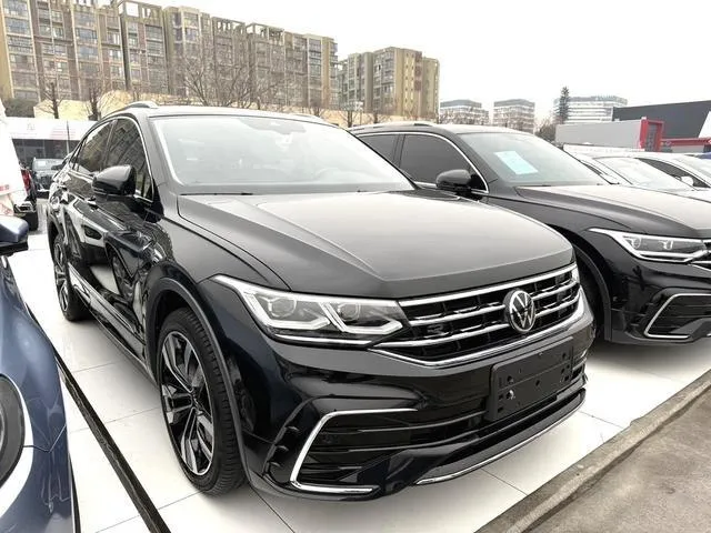 VOLKSWAGEN TIGUAN X 4MOTION ПРОБЕГ 40 000 КМ ДЛЯ 2022 ГОДА ЭТО ОТЛИЧНЫЙ ПОКАЗАТЕЛЬ ДВИГАТЕЛЬ ТОЛЬКО РАЗОГРЕЛСЯ 2022