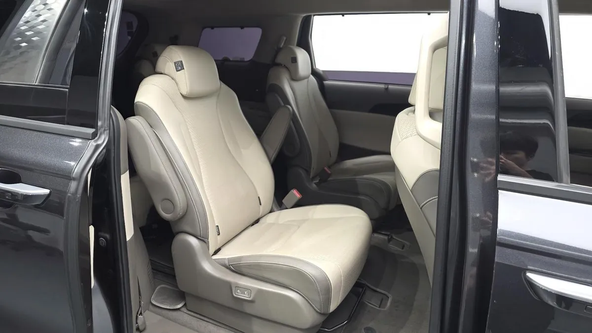 KIA CARNIVAL SIGNATURE 2022