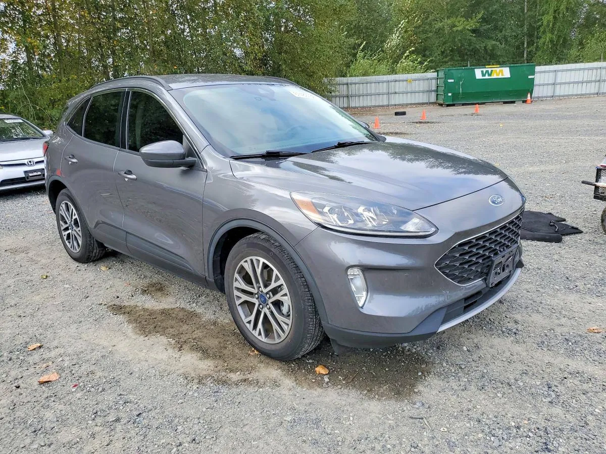 FORD ESCAPE SEL 2021