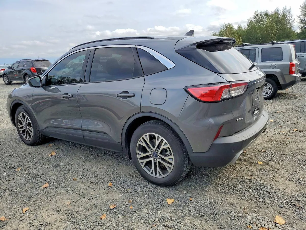FORD ESCAPE SEL 2021