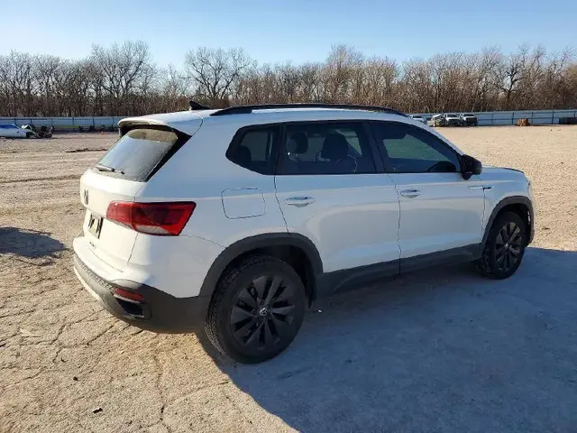 VOLKSWAGEN TAOS 2022