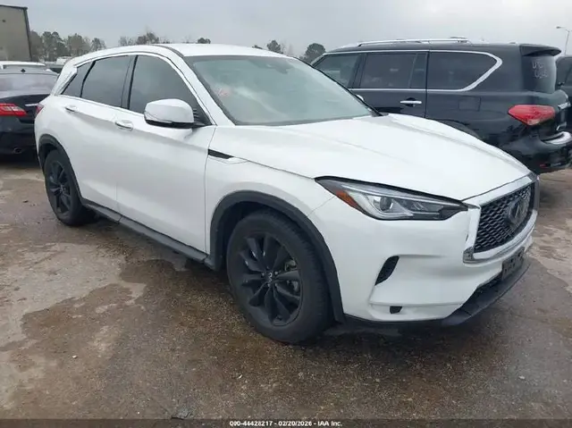 INFINITI QX50 PURE 2022
