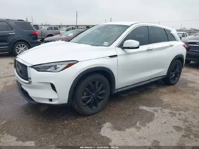 INFINITI QX50 PURE 2022