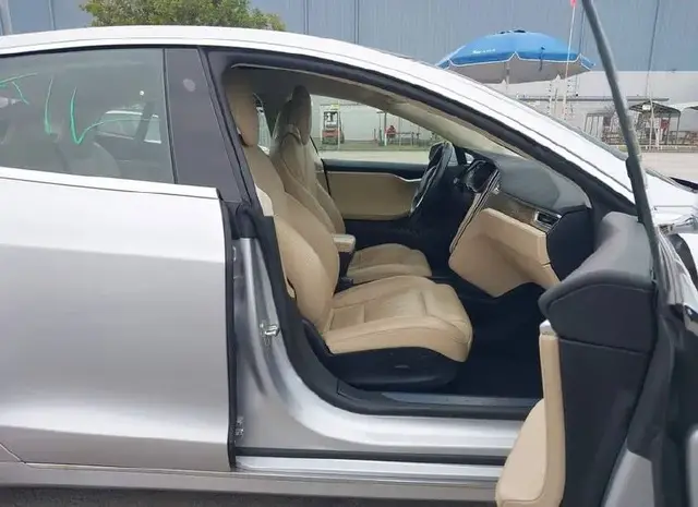 TESLA MODEL S 90D 2017