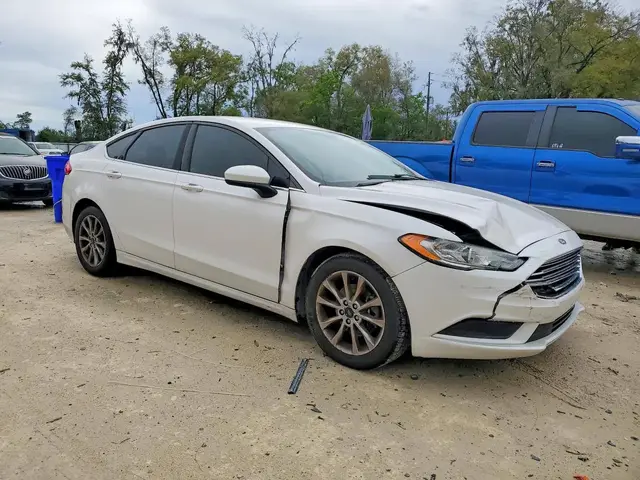 FORD FUSION SE 2017