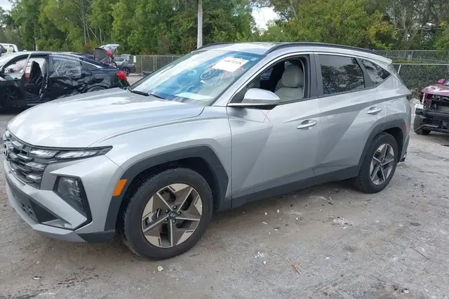 HYUNDAI TUCSON SEL CONVENIENCE 2025