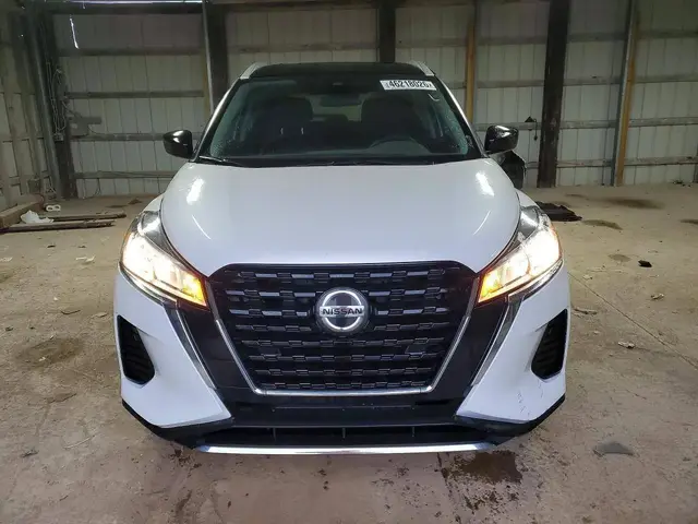 NISSAN KICKS 2021