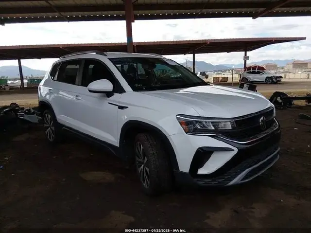 VOLKSWAGEN TAOS 2022