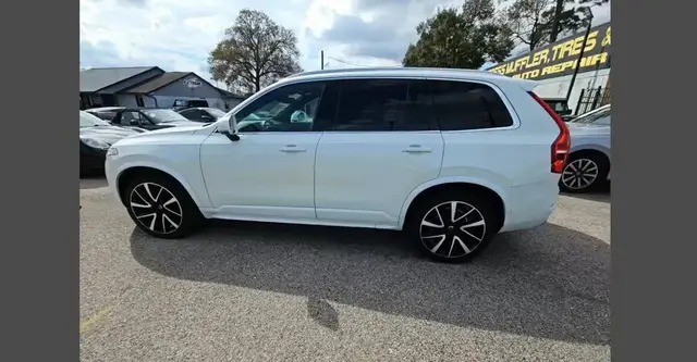 VOLVO XC90 T6 MOMENTUM 2022