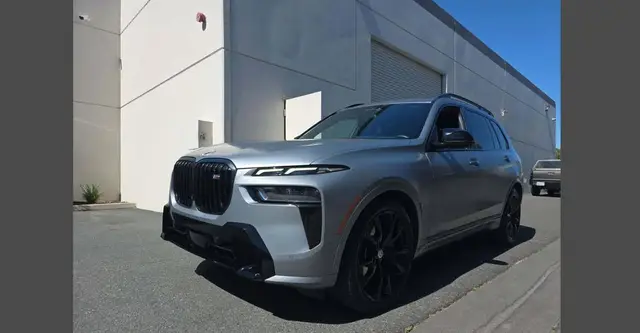 BMW X7 M60I 2023