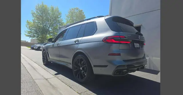 BMW X7 M60I 2023