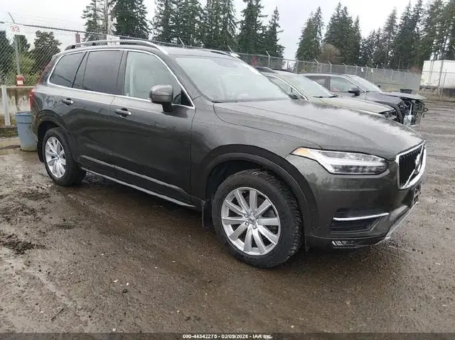 VOLVO XC90 T6 MOMENTUM 2019