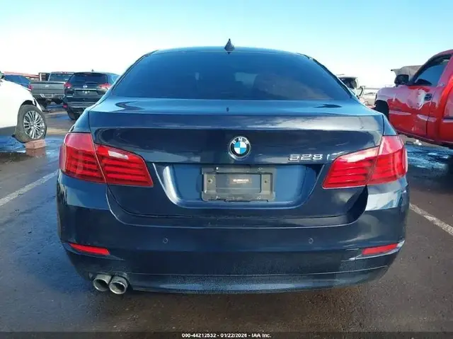 BMW 528I 2015