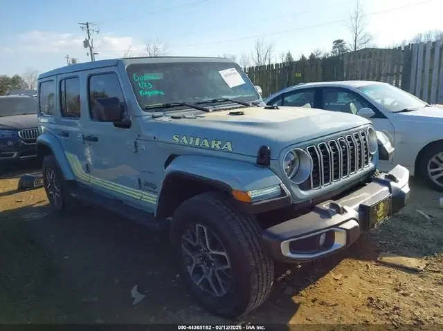 JEEP WRANGLER 4-DOOR SAHARA 4X4 2024