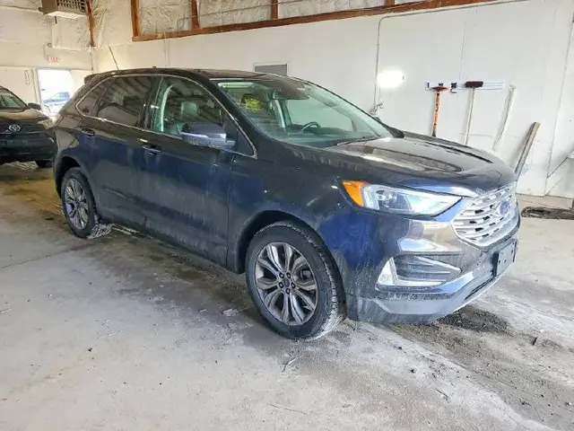 FORD EDGE TITANIUM 2022