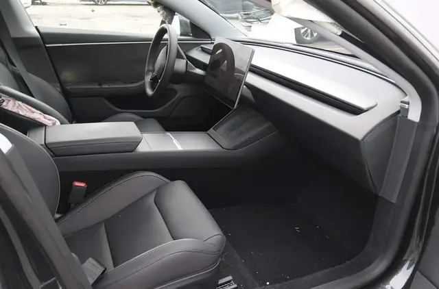 TESLA MODEL 3 PERFORMANCE AWD 2025