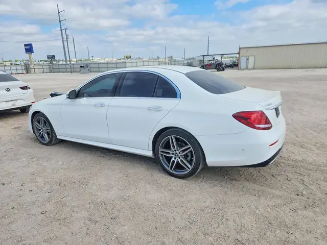 MERCEDES-BENZ E-CLASS E 300 2019